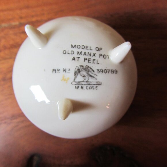 W.H. Goss crested heraldry china vintage Rugeley (GC069 Grace) - Picture 6 of 7